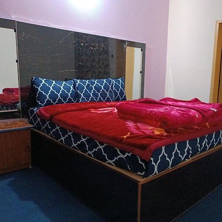 Hotel Moon Light View Lahore Bagian luar foto