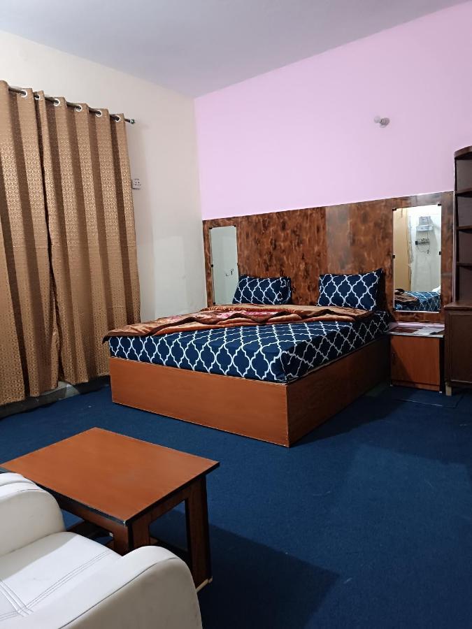 Hotel Moon Light View Lahore Bagian luar foto