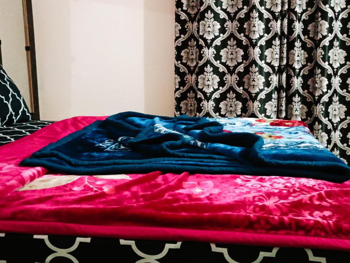 Hotel Moon Light View Lahore Bagian luar foto